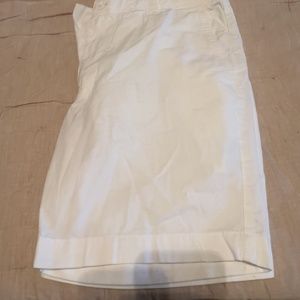 Round Tree York Casual shorts